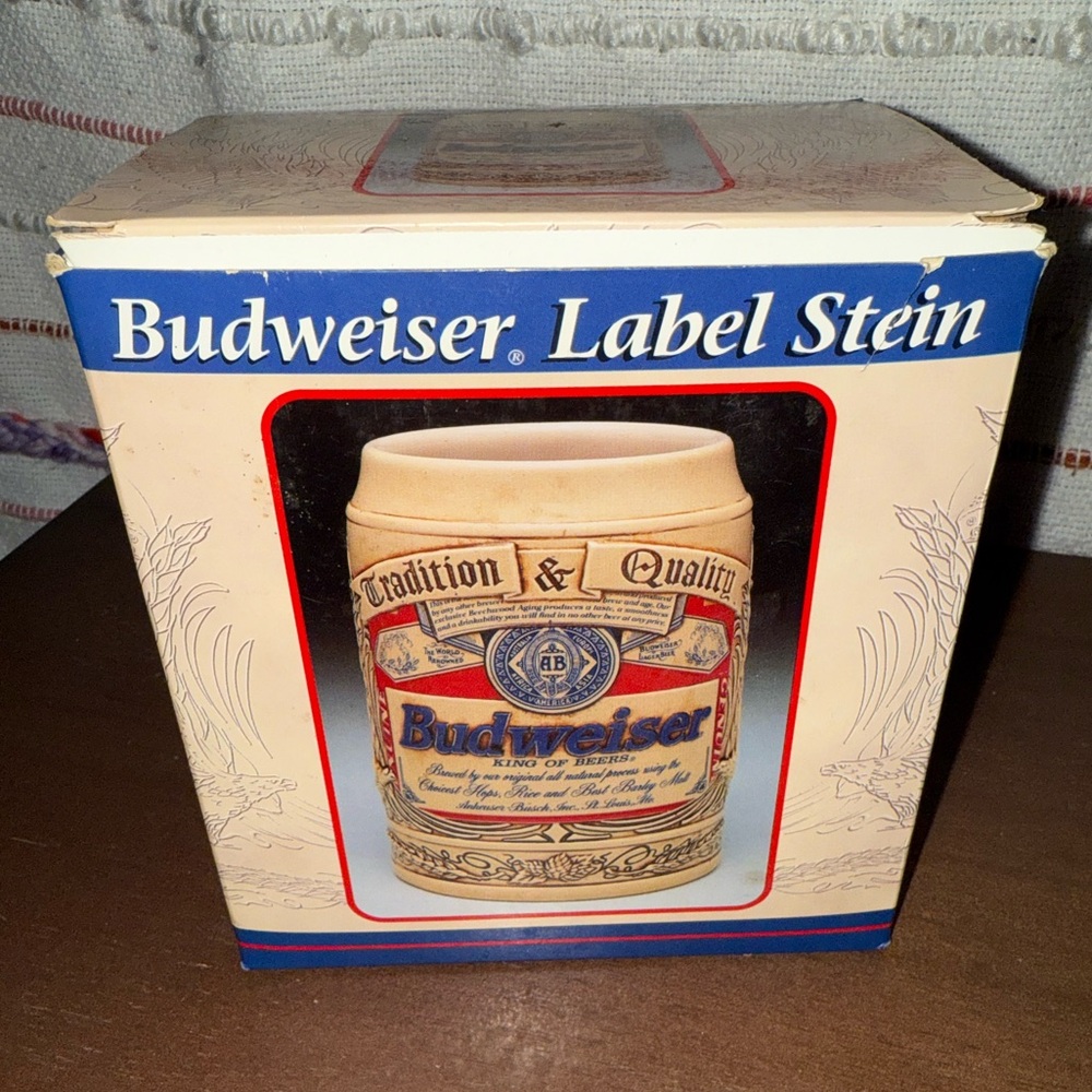 Vintage‎ Budweiser Label Stein Red and Cream